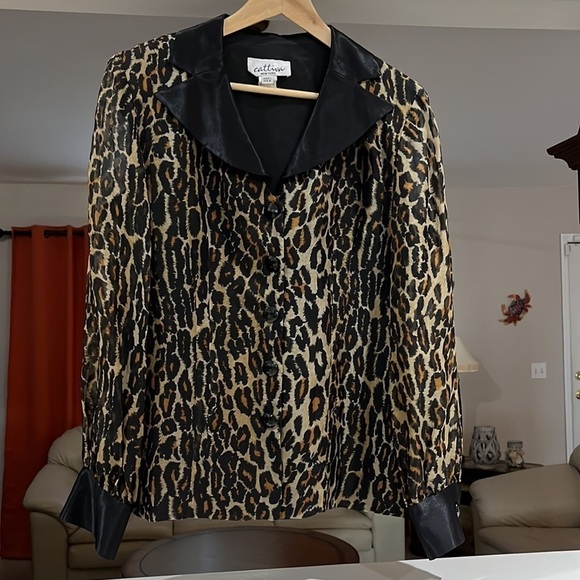 Cattiva Tops - Cattiva New York Silk Cheetah Print Button Front Blouse Size 12